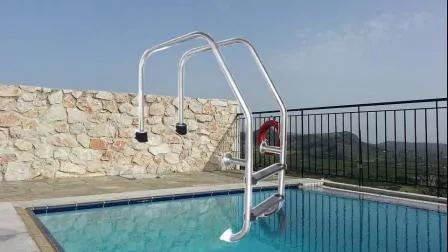 Scaletta per piscina in acciaio inox con pedale antiscivolo